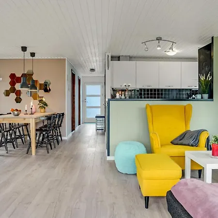 3 Bedroom Lovely In * Hadsund