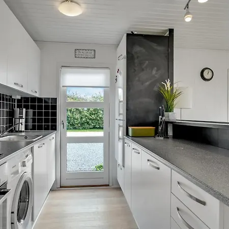 3 Bedroom Lovely In *